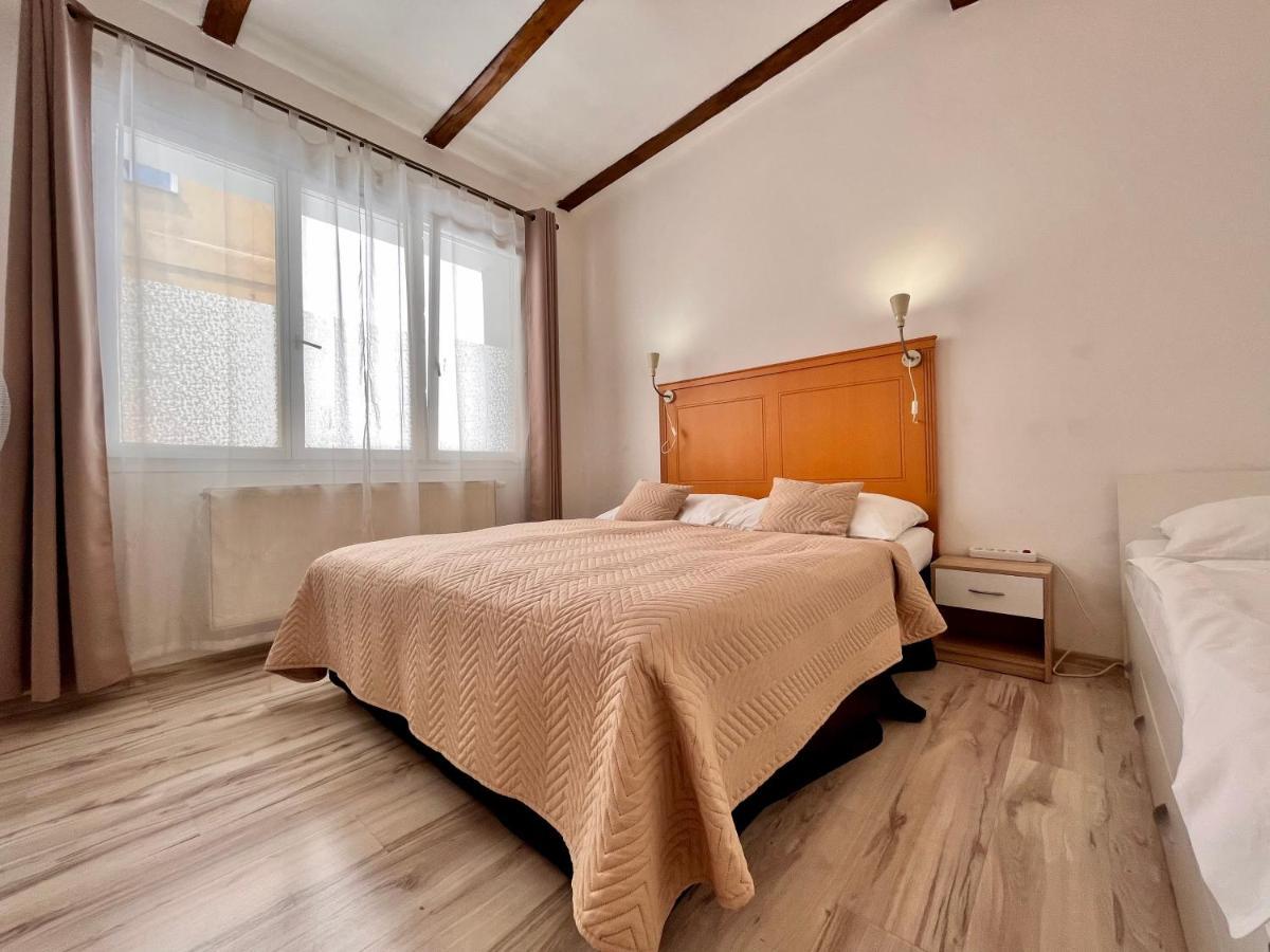 Aparthotel Casa Italia Praga Exterior foto